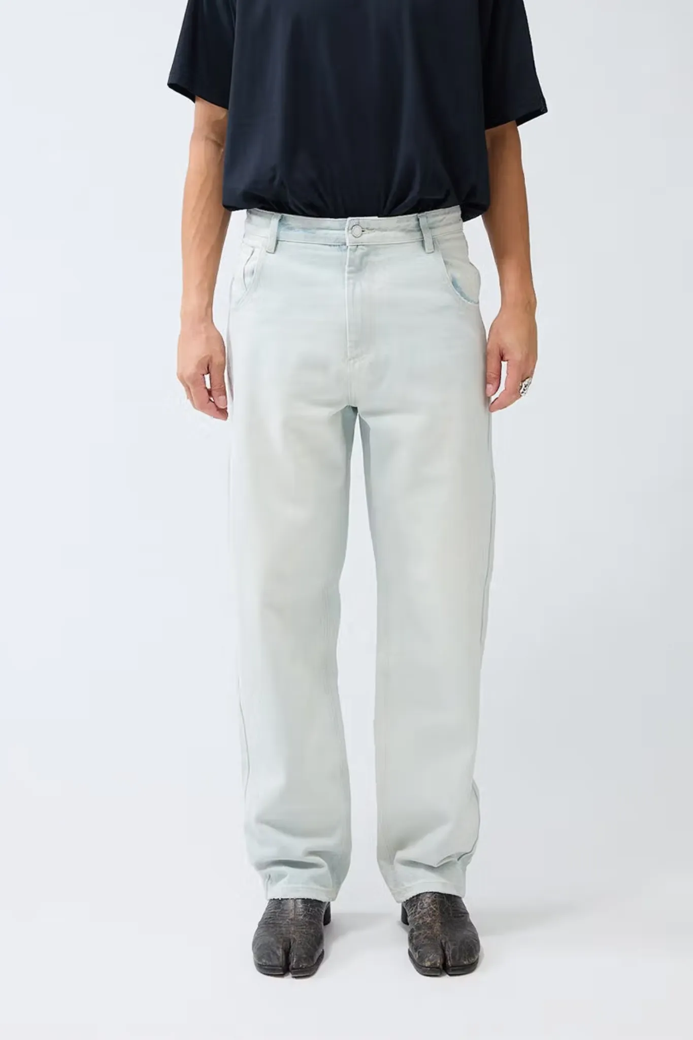 252 DENIM JEANS - WASHED BLUE