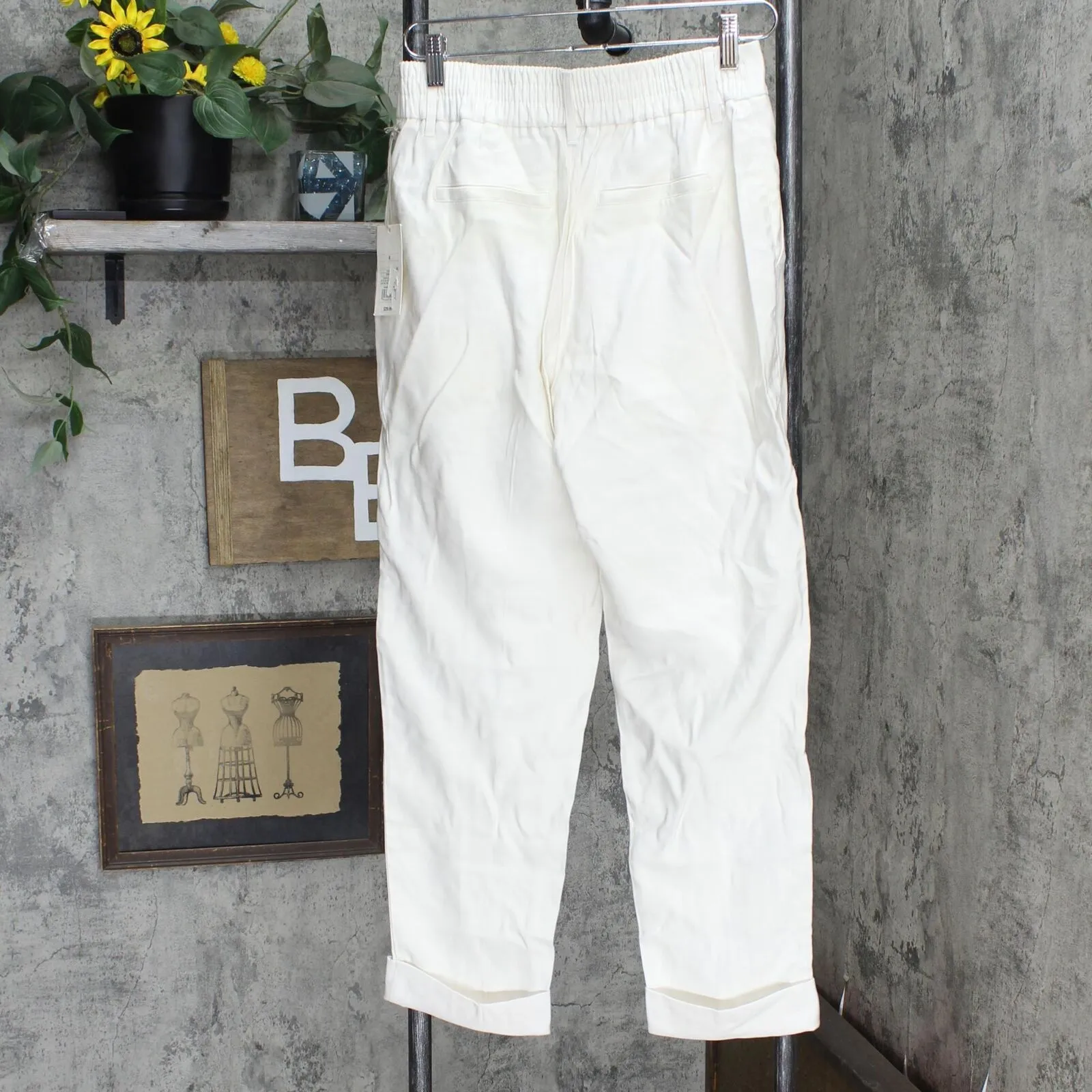 A New Day Women's High-Rise Slim Straight Leg Pintuck Ankle Pants Cream Ivory 6