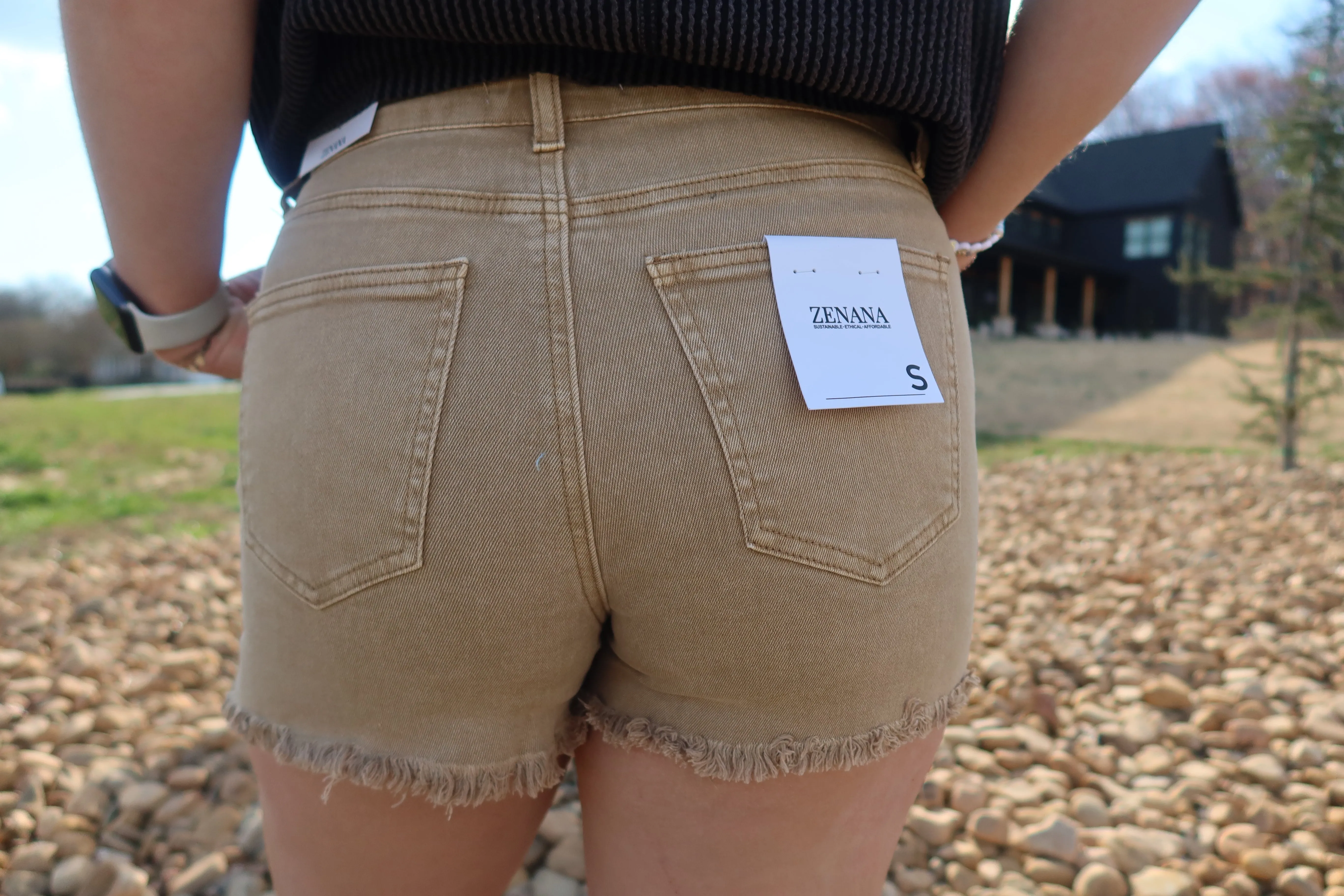 ACID WASHED FRAYED CUTOFF HEM SHORTS