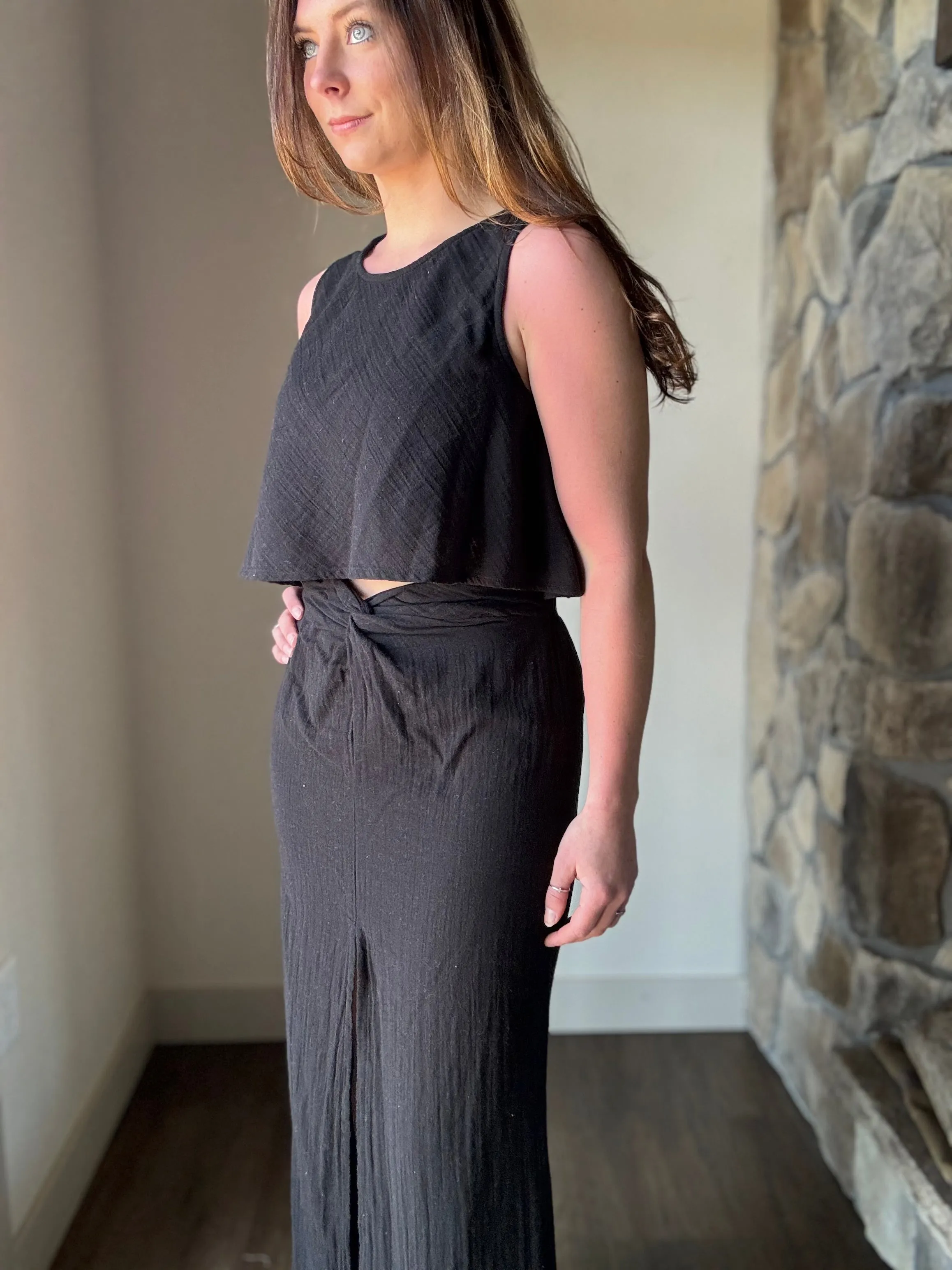black flowy cropped tank