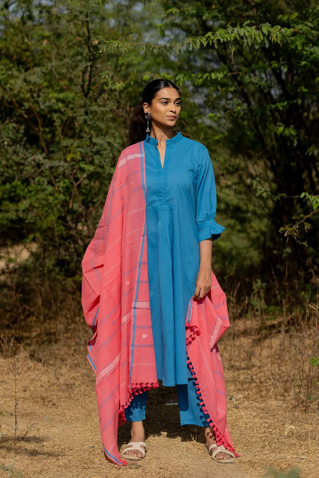 Cyan Blue Kurta Set with Pink Jaamdani Dupatta