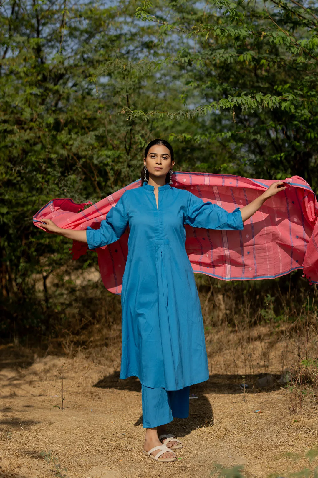 Cyan Blue Kurta Set with Pink Jaamdani Dupatta