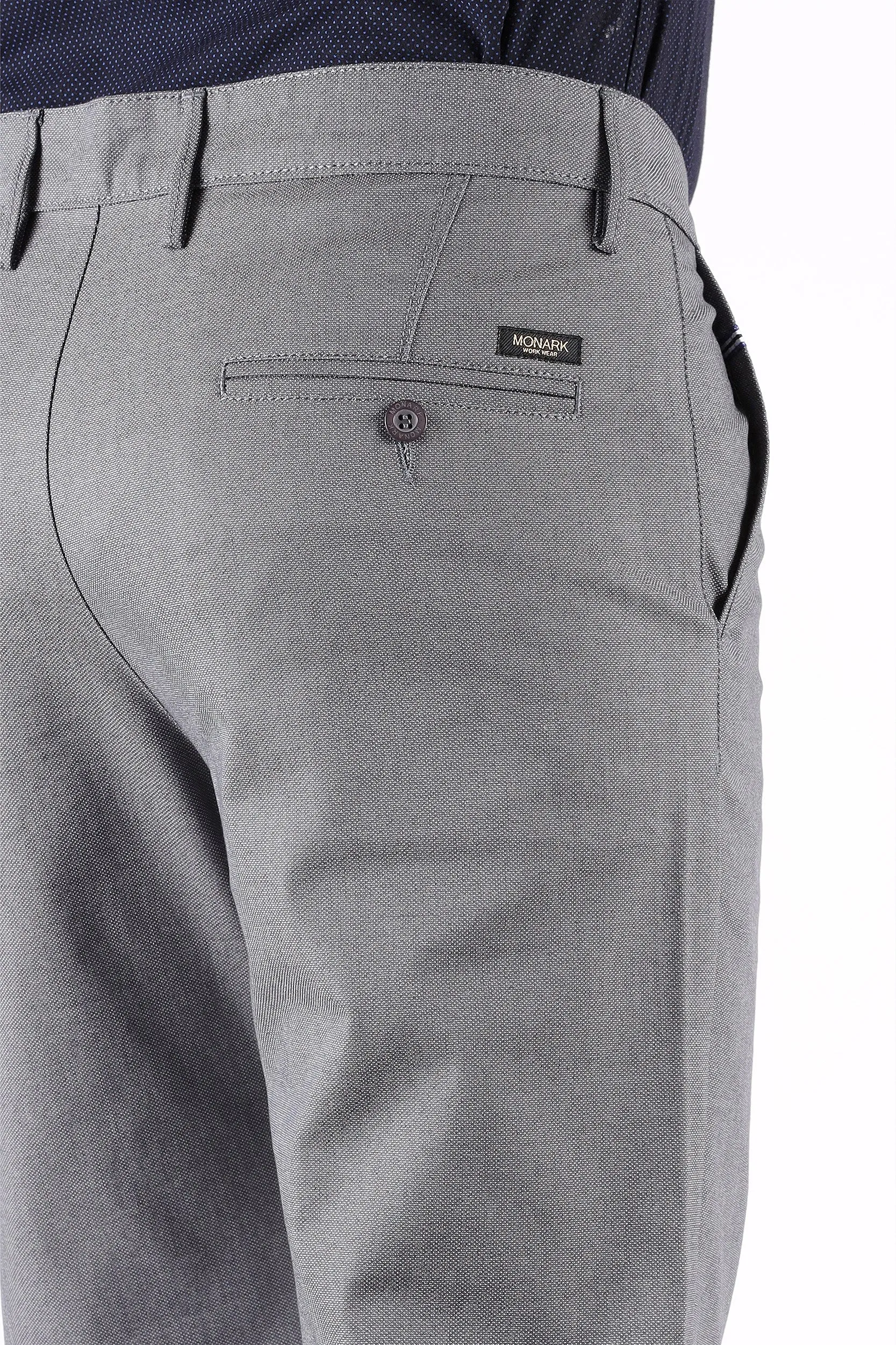 DOBBY TEXTURED TAPERED PANTS