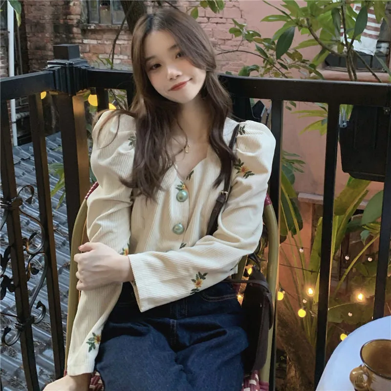 Flowers Embroidery Retro Corduroy Shirts