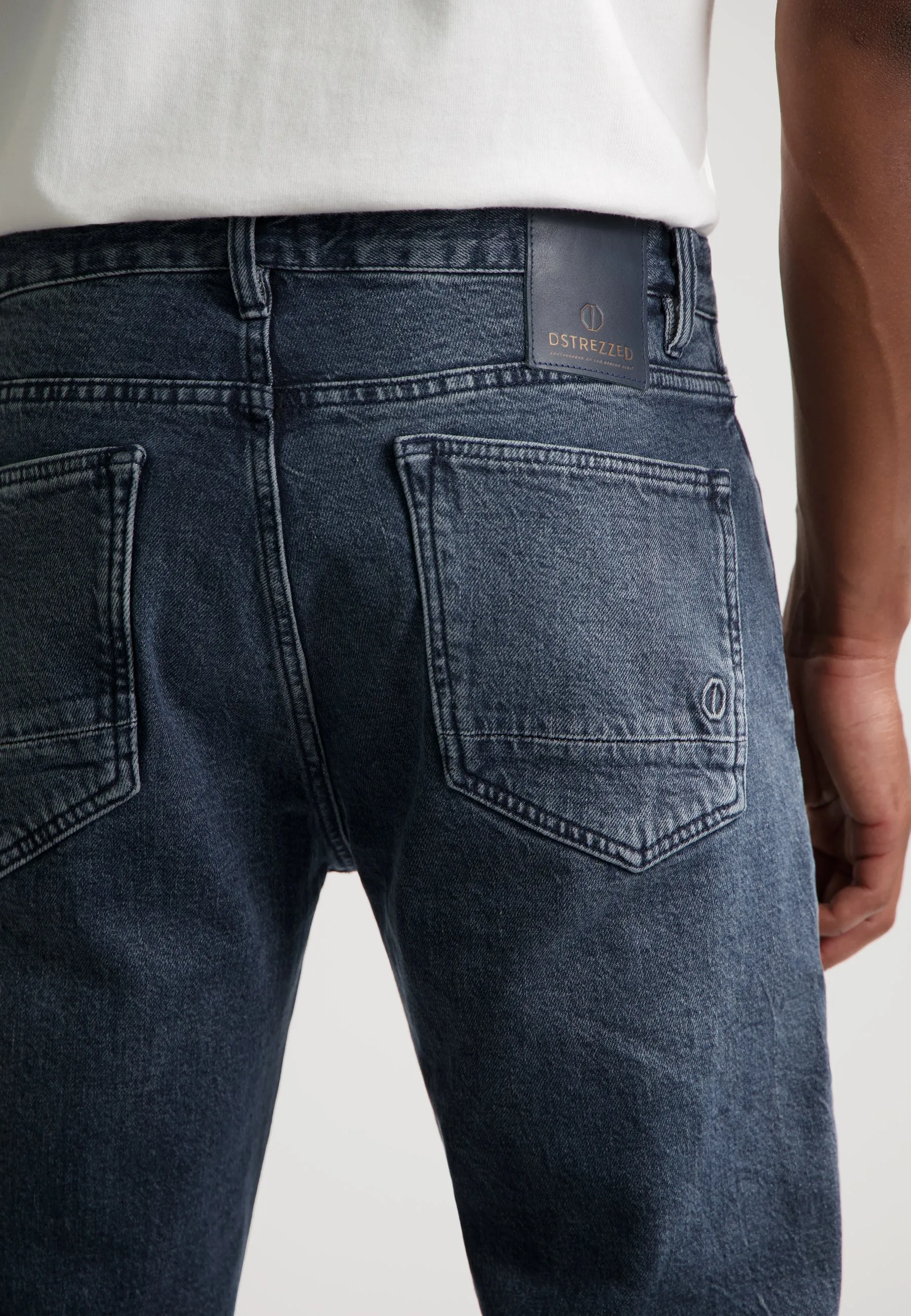 Gent D Loose Tapered Fit Snow Peaks