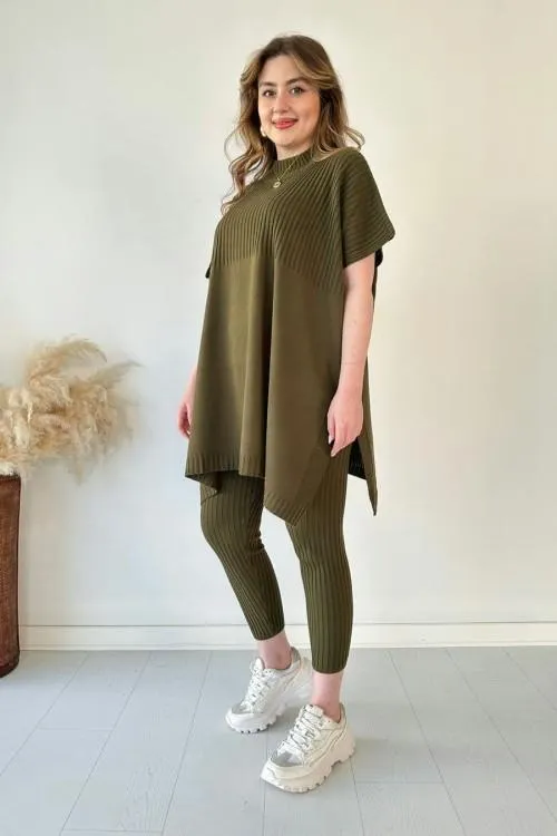 Knitted Zoey Loose-Fit T-Shirt