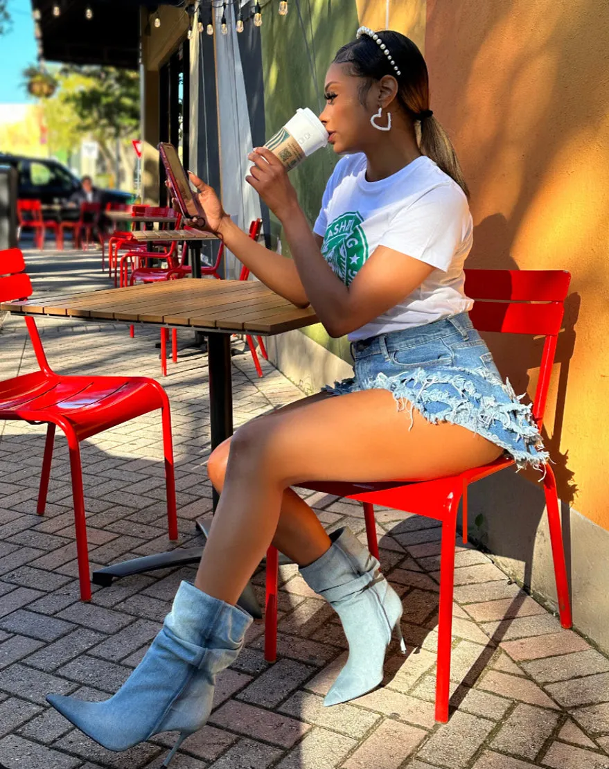 Lashes Long Tee