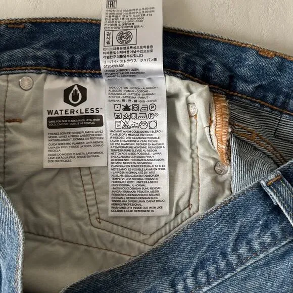 Levi's 501 Micro Shorts in Teeny Weeny Size 30