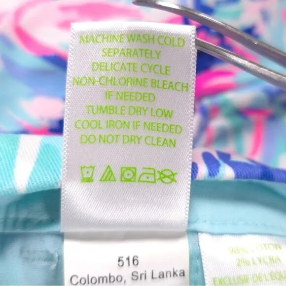 LILLY PULITZER Stretch Cotton Buttercup Shorts  CABANA COCKTAIL 27896 Size 8