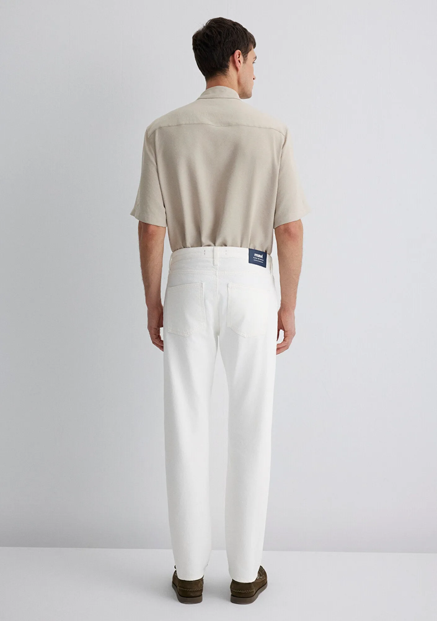 London Off White Classic Denim Jean Pants