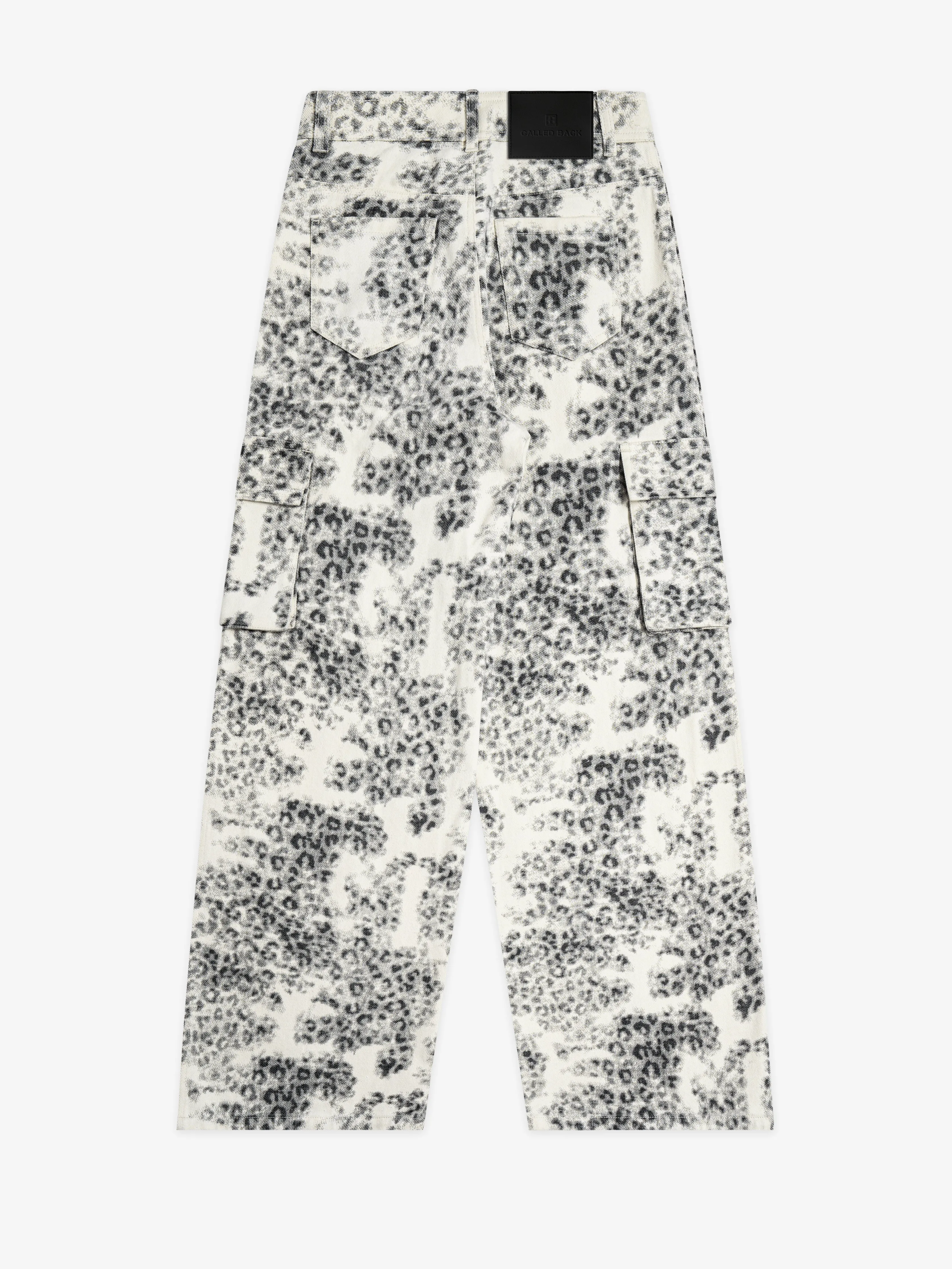 Loose straight-leg pants