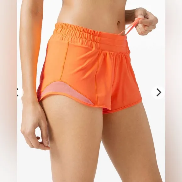 Lululemon Hotty Hot Short II *2.5&quot; Highlight Orange