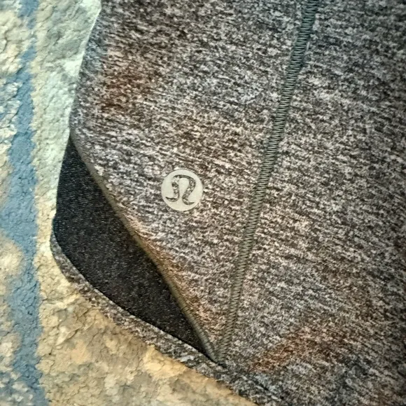 Lululemon Hotty Hot Short II *Long 4&quot; Heather Lux Multi Black