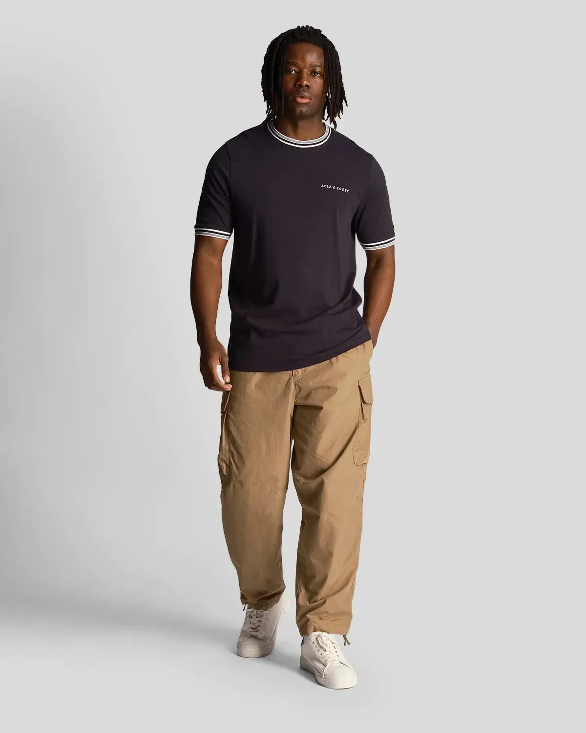 Lyle & Scott Embroidered Tipped T-Shirt In Dark Navy