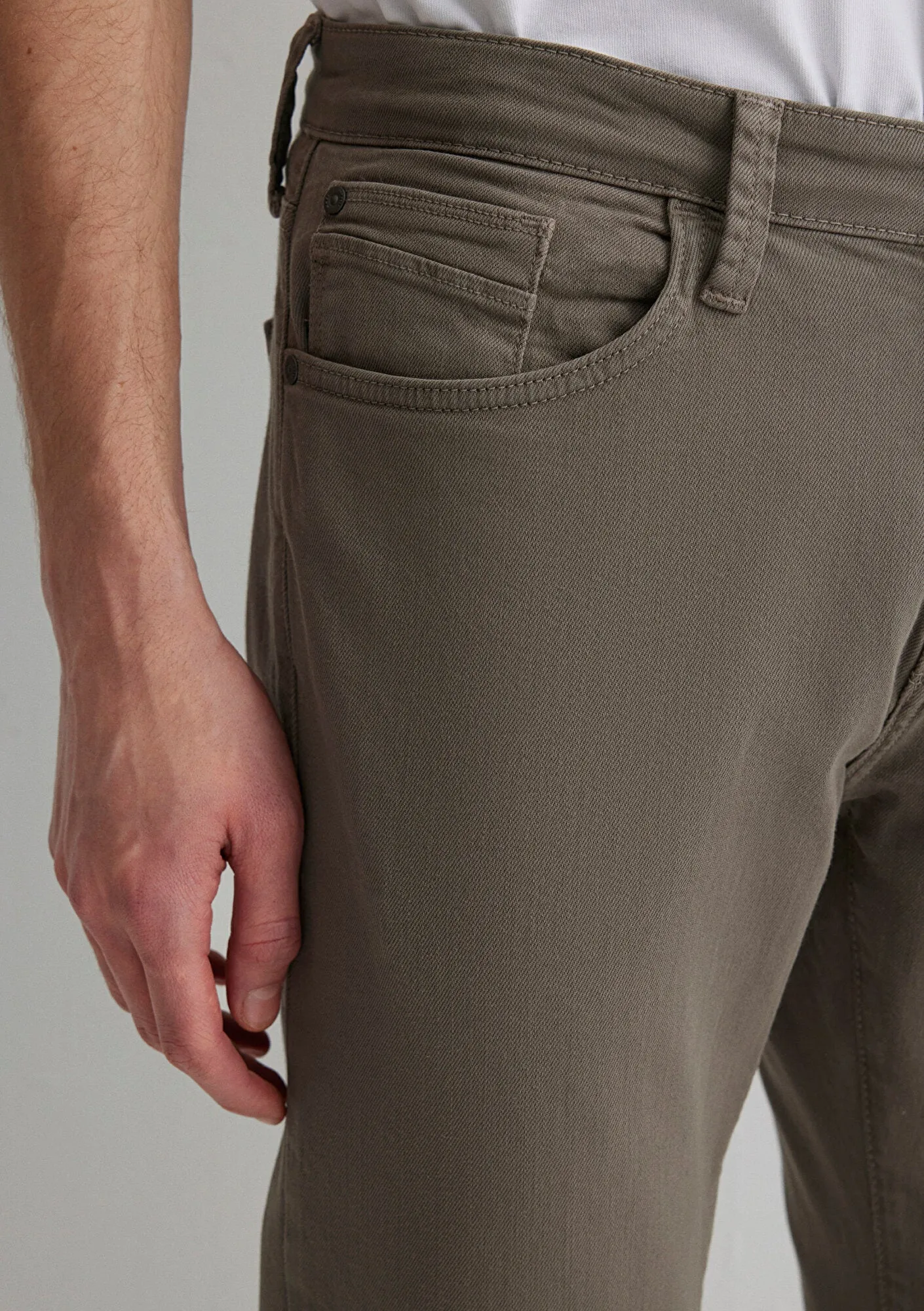 Marcus Smokey Olive Comfort Gabardin Pants
