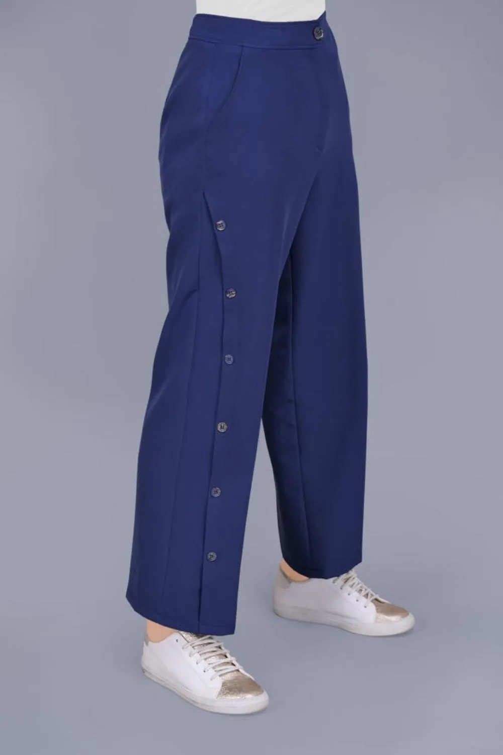 ‘MAYBELLA’ Buttoned Flowy Pants| Navy