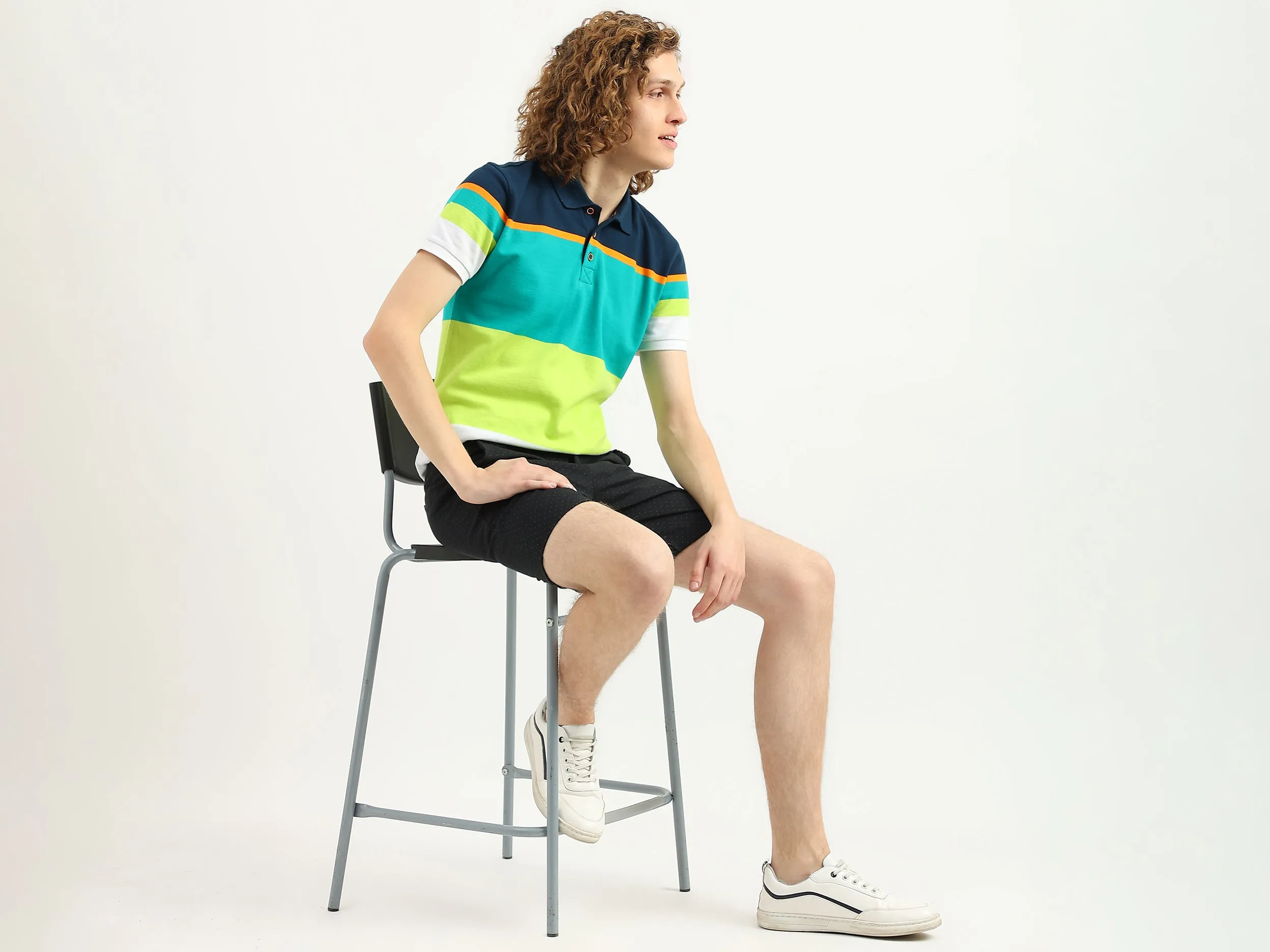 Men Textured Slim Fit Shorts