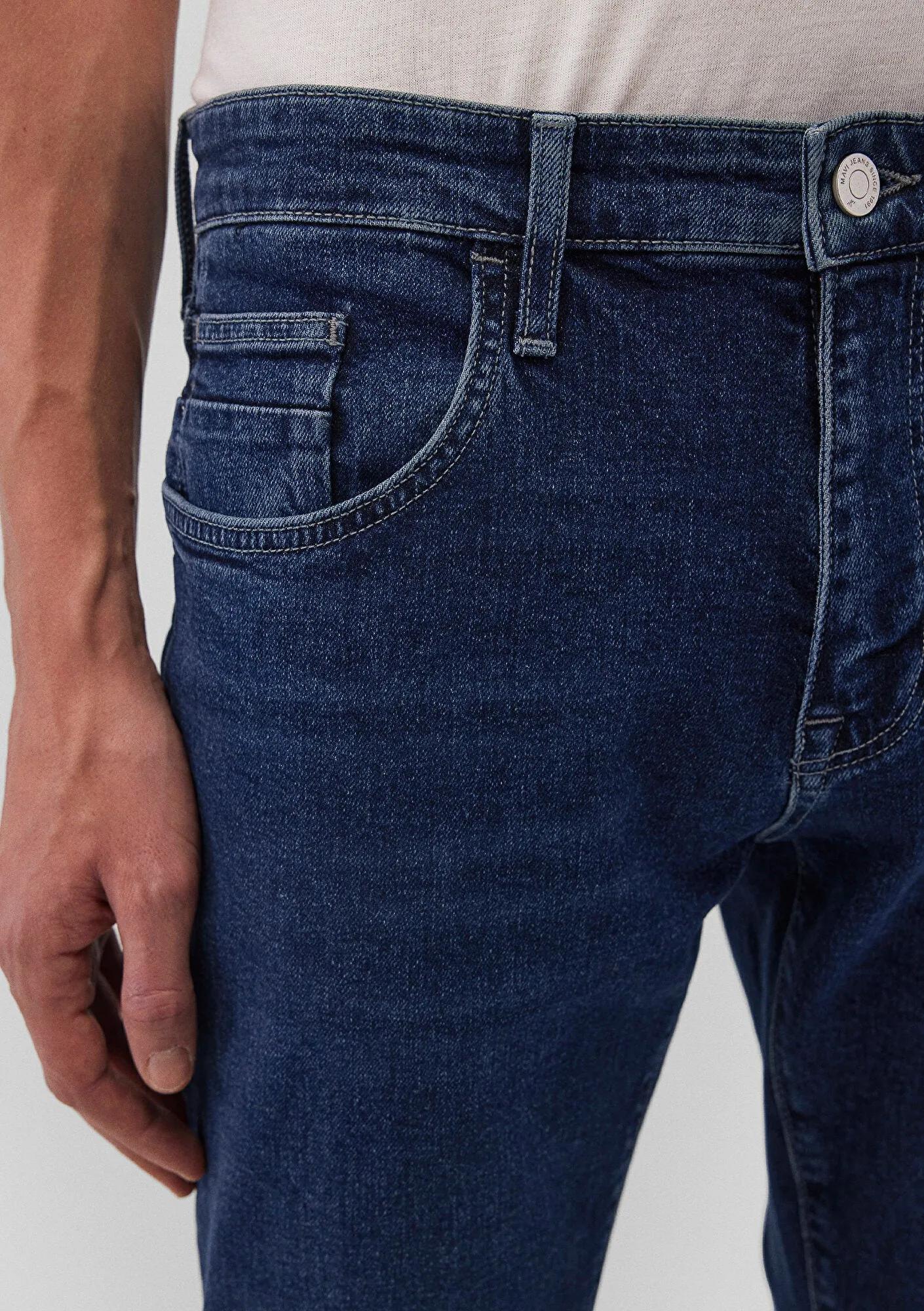 Milan Dark 90s Street Denim Jean Pants