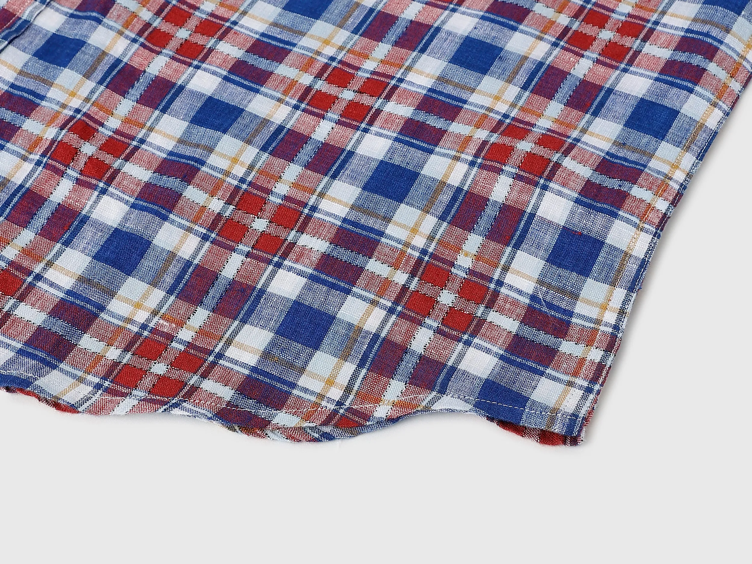 Regular Fit Collared Neck Checkered Shirts
