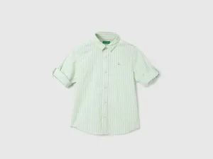 Regular Fit Spread Collar Striped Shirts