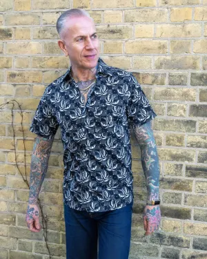 Run and Fly Checkerboard Swallow Short Sleeve Shirt
