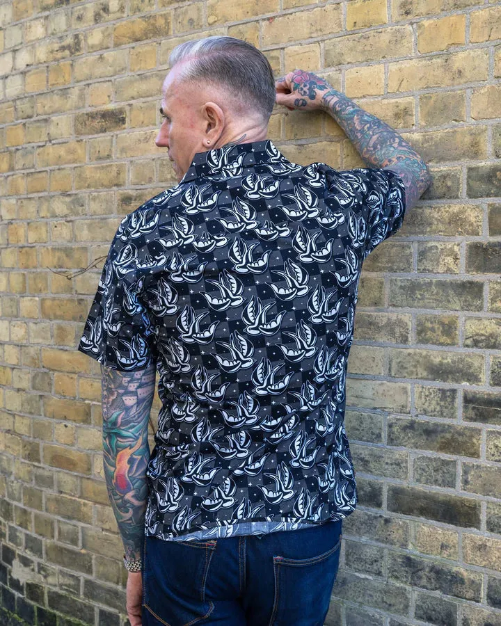 Run and Fly Checkerboard Swallow Short Sleeve Shirt