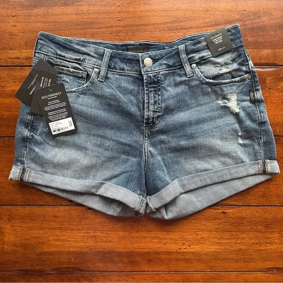 Silver Jean Shorts Distressed Curvy Fit Mid Rise 4” Size 31