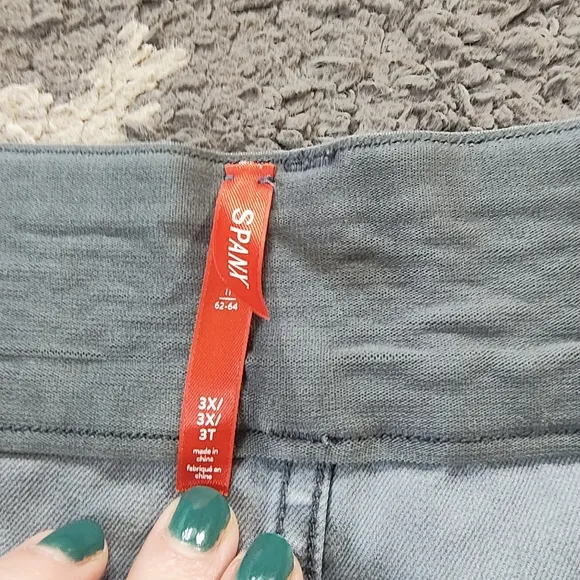 Spanx Stretch Twill Shorts 6&quot; in Hazy Blue