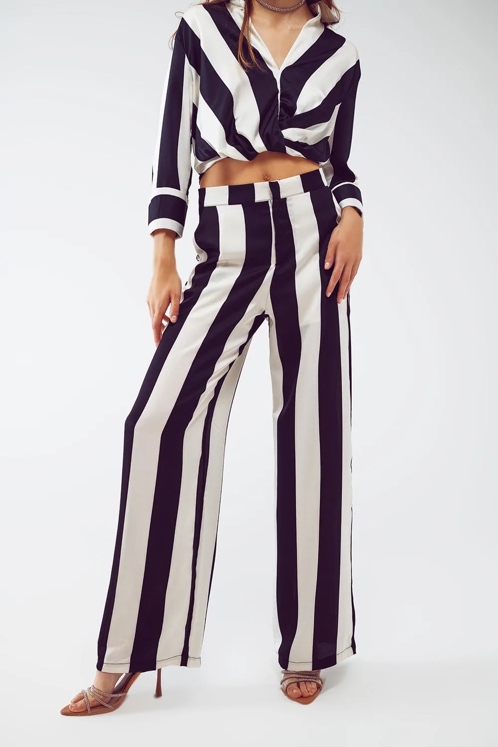 Straight Pants Stripe design and Relaxed fit in Black and White