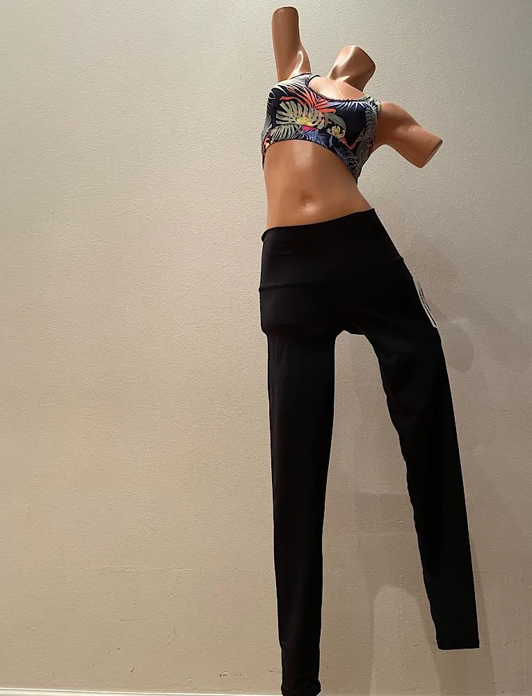 [teeKi] Bottoms: Janis Hot Pant