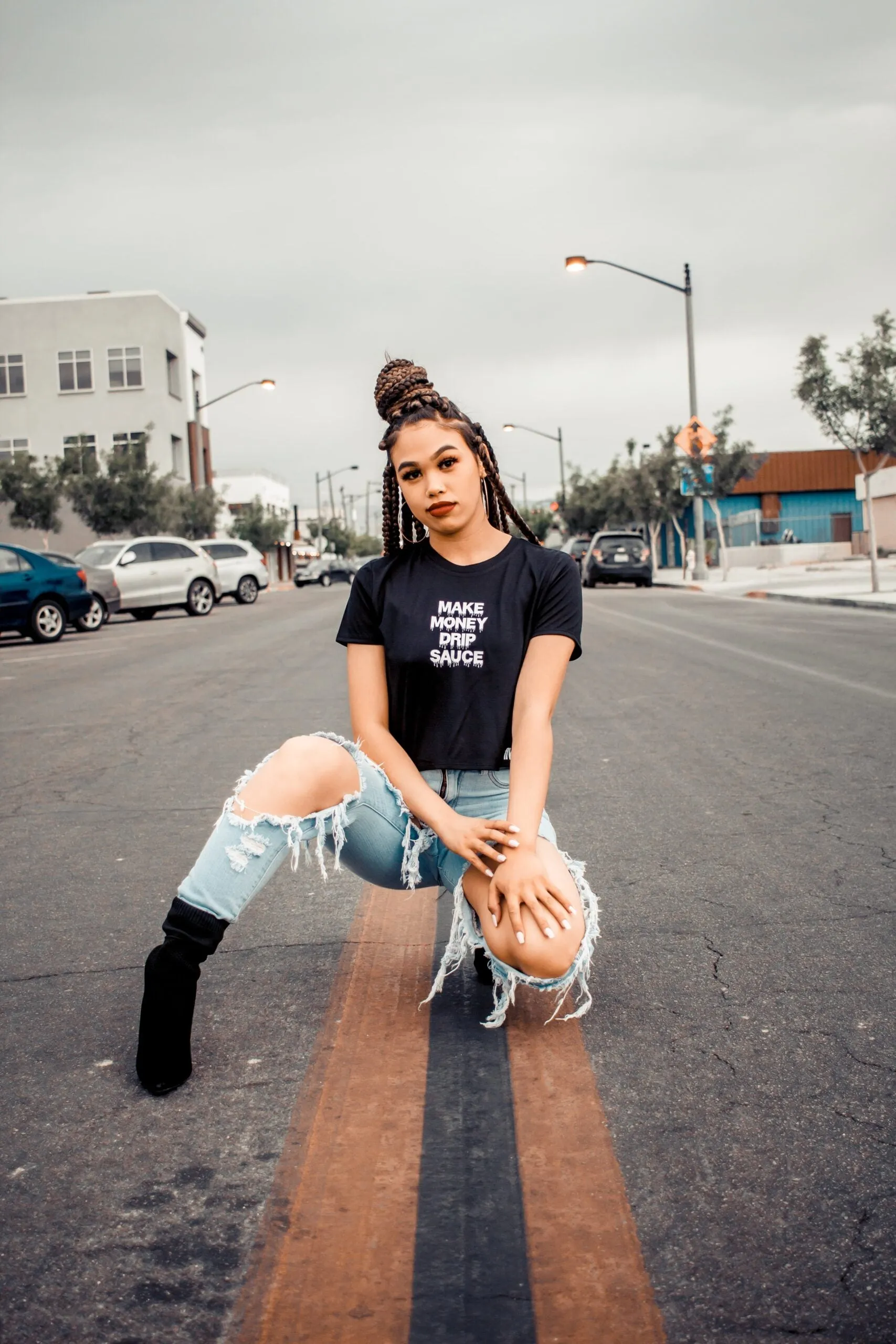 White MMDS (S) | Black Crop Top Tee